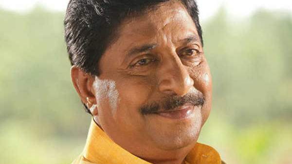 കാടടച്ച് വെടിവെക്കുന്ന ശ്രീനിവാസൻമാർ