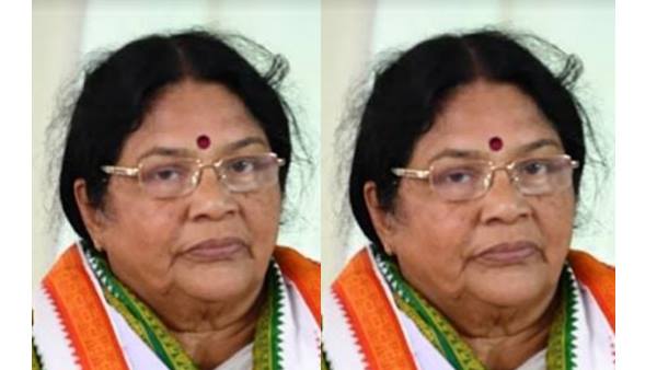 രാജിവെക്കണമെന്ന് ആവശ്യം