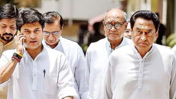 6 പേരുടെ രാജി അംഗീകരിച്ചു