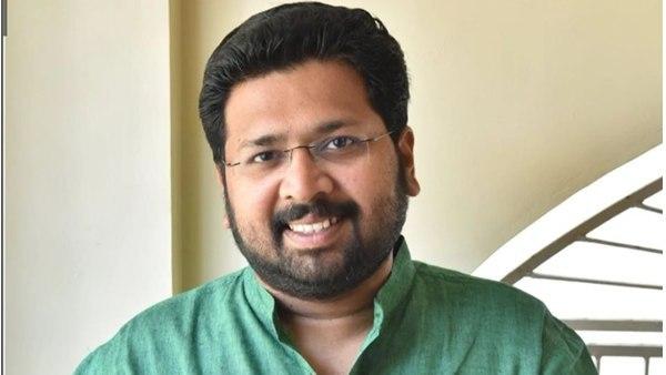 മാപ്പ് പറയണം എന്നാണ്