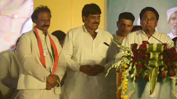 കൂറുമാറ്റം ഉണ്ടാക്കും