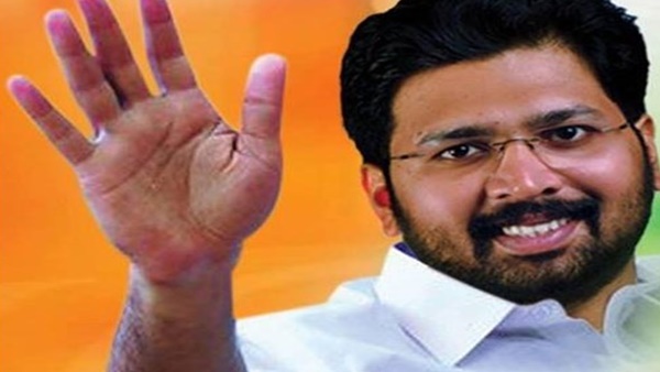 ആധിയും വെപ്രളവും ഇല്ല