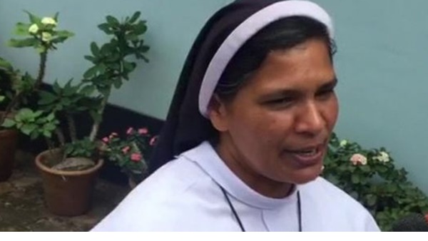 ‘പുതപ്പിട്ടു മുടുകയാണ്’
