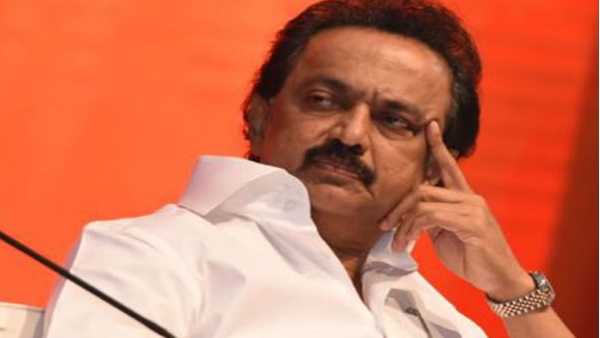 പദവിയില് നിന്ന് നീക്കി