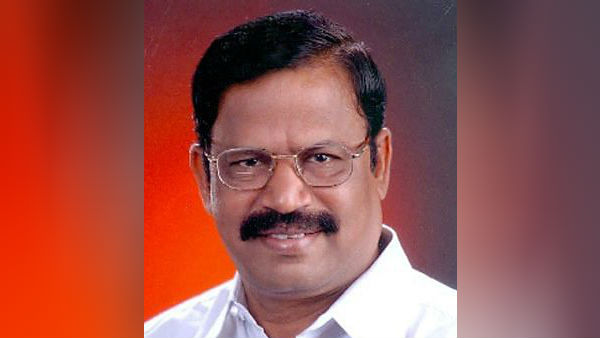ഡിഎംകെക്കെതിരെ