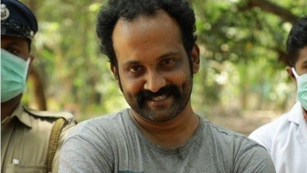 വെപ്രാളപ്പെട്ടു