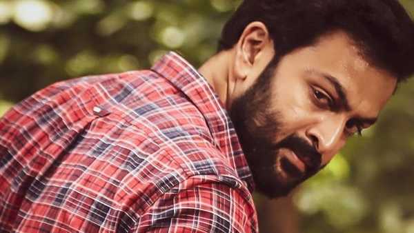 കമന്റുകളുടെ പ്രവാഹം