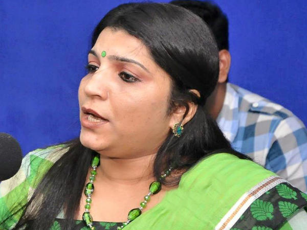 സമരവുമായി മുന്നോട്ട്