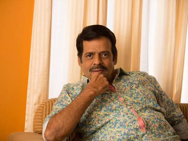 ദക്ഷിണ വാങ്ങിയപ്പോഴാണ്