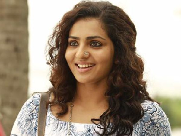 പാർവതിയ്ക്ക് തിരക്കഥ നൽകി