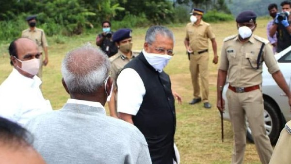 മുഖ്യമന്ത്രി പെട്ടിമുടിയിൽ