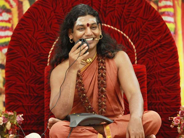 രണ്ട് പെണ്മക്കളെ