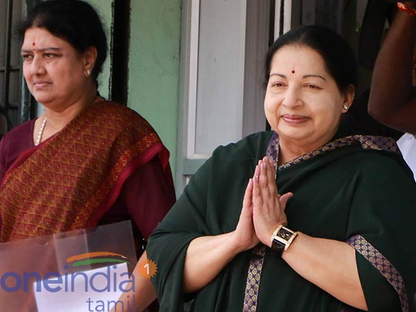 രണ്ടു മന്ത്രിമാര് രംഗത്ത്