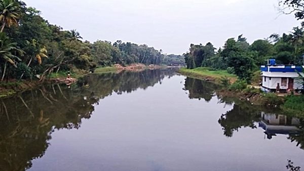 അധിക ദിവസം വെള്ളം ഉയര്ന്നു നിന്നില്ല