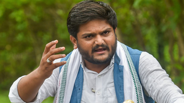 യുവാക്കിലേക്ക് എത്തുന്നു