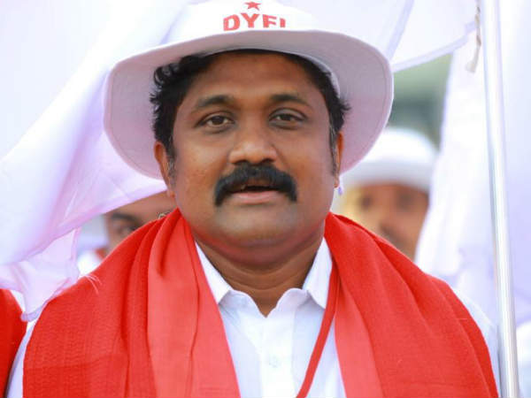മനോരമ വഴി പി ആർ നടത്തിയിട്ടല്ല