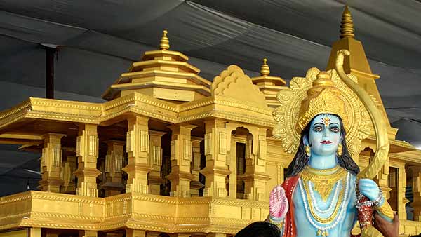 മുസ്ലീം തീവ്രവാദികളുടെ കയ്യടി വാങ്ങാന്