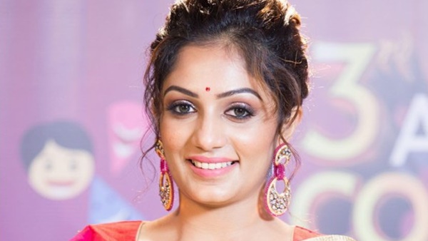 അബദ്ധമായി കാണാന് സാധിക്കില്ല