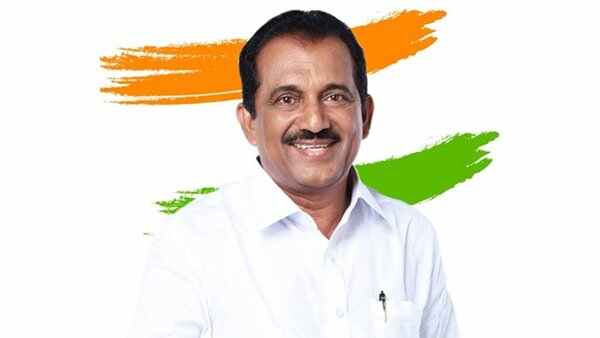 നാടകീയ രാജി പ്രഖ്യാപനം