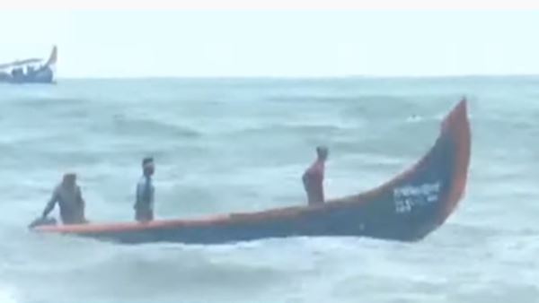 രക്ഷിക്കാന് ആരും എത്തിയില്ല