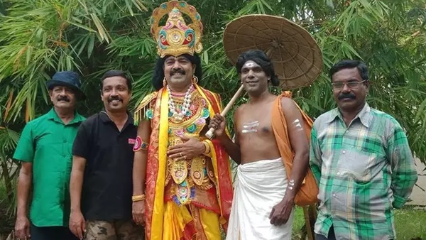 ഉദ്യോഗസ്ഥന്