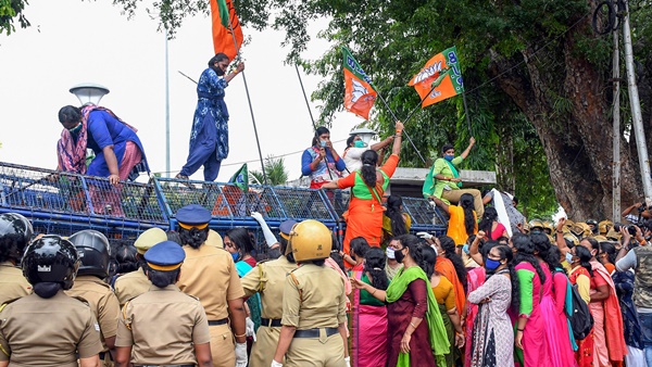 ബിജെപിയും മുന്നോട്ട് വരണം