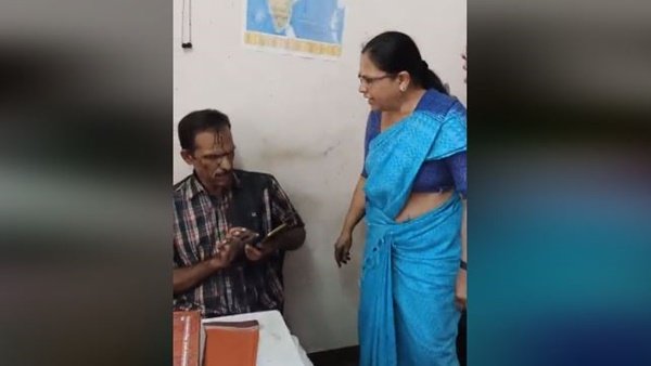 ഡോസ് കൂട്ടി ഇല്ലാകഥയുമായ് മറ്റൊരുത്തൻ
