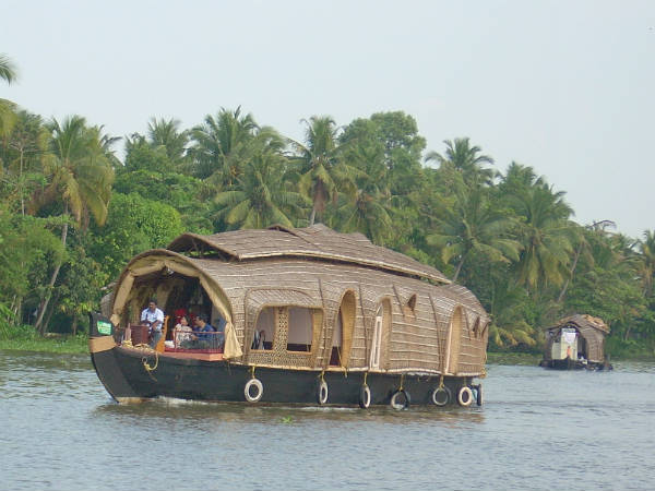 ഹൗസ് ബോട്ടുകള്ക്ക്