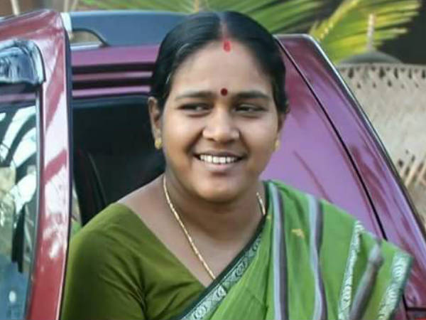 ഏറ്റെടുക്കാതെ ശോഭ