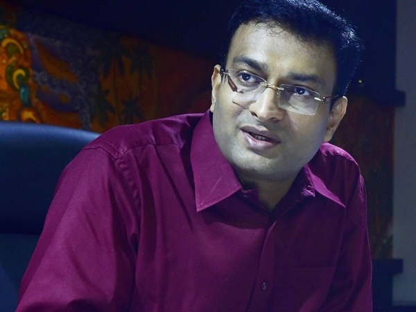 ഇമ്മാതിരി വിരട്ടൊക്കെ കുറേ കണ്ടതാണ്
