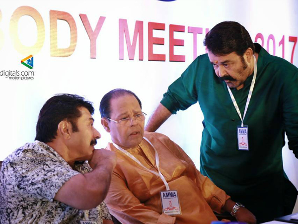മോഹന്ലാലിന്റെയും മമ്മൂട്ടിയുടേയും മൗനം