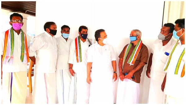 കോണ്ഗ്രസില് ചേർന്നു