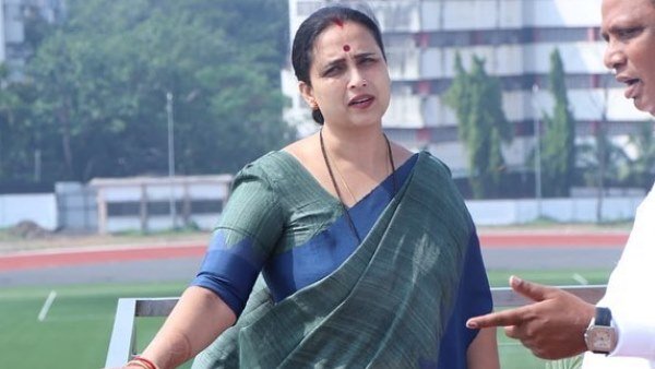 പിന്തുണച്ച് കോണ്ഗ്രസ് നേതാക്കള്