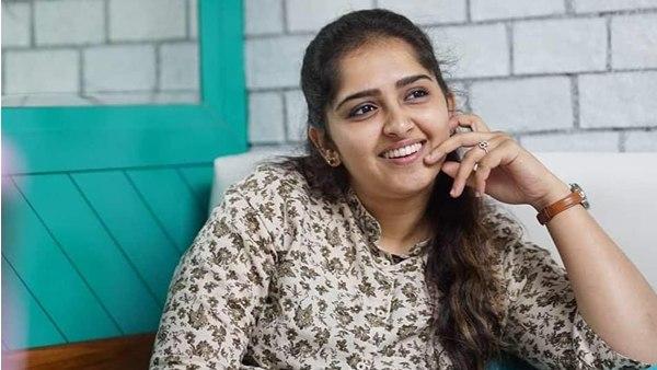 ഇരുട്ടും നിശബ്ദതയും