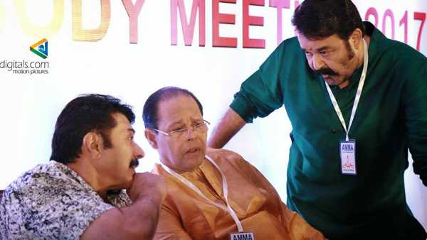 നിർമ്മാതാക്കളുടെ ആരോപണം