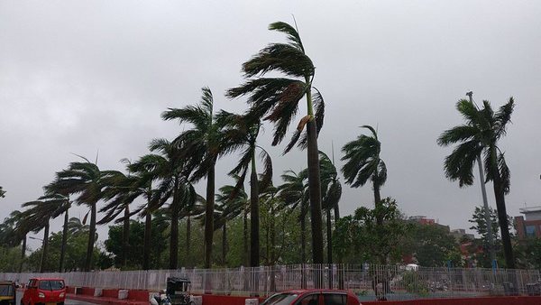 ബുള് ബുള് ചുഴലിക്കാറ്റ്