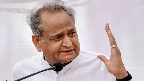 ഗെലോട്ടിന് പിന്തുണയില്ല