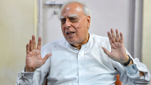 പേരുടെത്ത് പറയാതെ