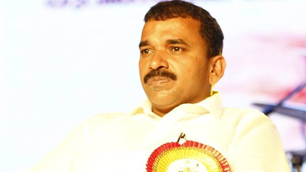 നിഷ്കളങ്കതയും പോരാട്ടവീറും