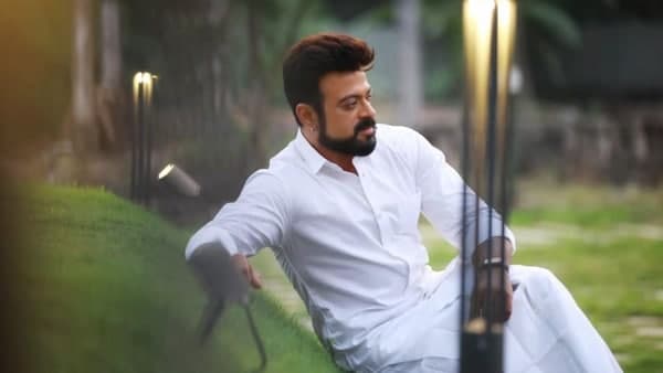 സുരേഷ് കോടാലിപ്പറമ്പൻ