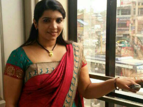 സരിതയുടെ പത്രിക