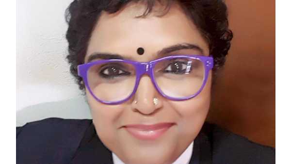 റബ്ബര് സ്റ്റാമ്പ് ജഡ്ജി