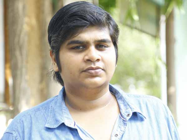 അമ്മക്കും മകനും സ്വതന്ത്ര ജീവിതം അനുവദിക്കണം