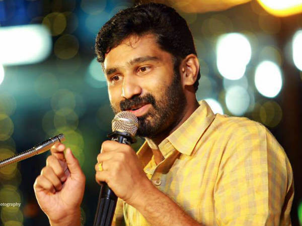 ചെലവ് ചുരുക്കി മാതൃക