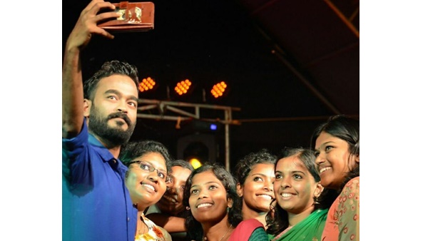 സിനിമകള് വരാന് തുടങ്ങി
