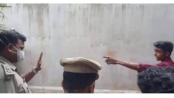 മനുഷ്യത്വമുള്ളവരുമുണ്ട്