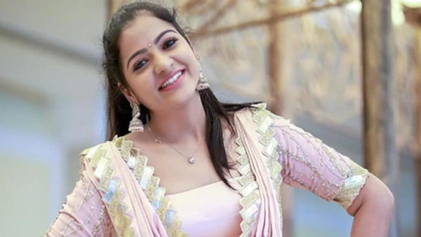 ഫോണിൽ സംസാരിച്ചത്