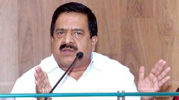 മുന്നില് നിന്ന് നയിക്കാന്