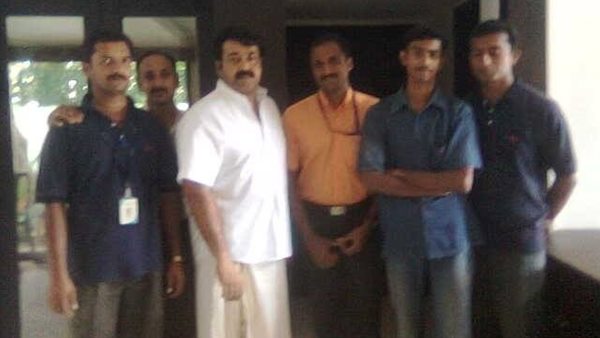 കാണുമ്പോൾ ആ ഫോട്ടോ ചോദിക്കണം