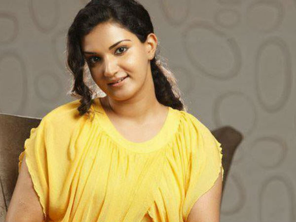 ടീസര്